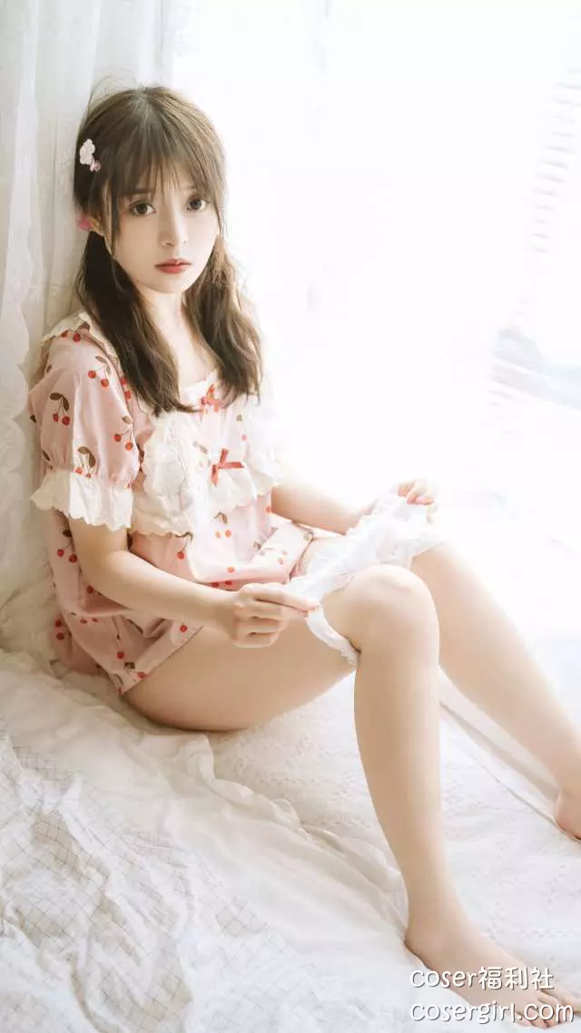 图片[36]-草莓味的奈奈兔 写真合集下载 - coser福利社[23套][6.30GB]-coser福利社