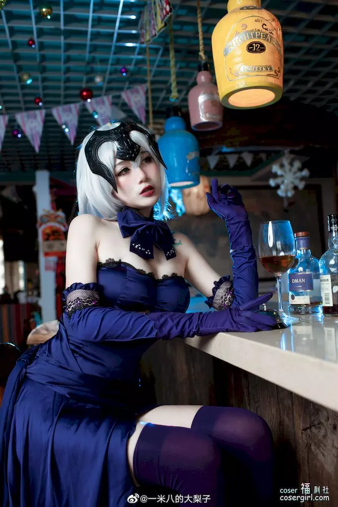 图片[1]-一米八的大梨子 No.003 黑贞·晚餐 美女图片欣赏 - coser福利社-coser福利社